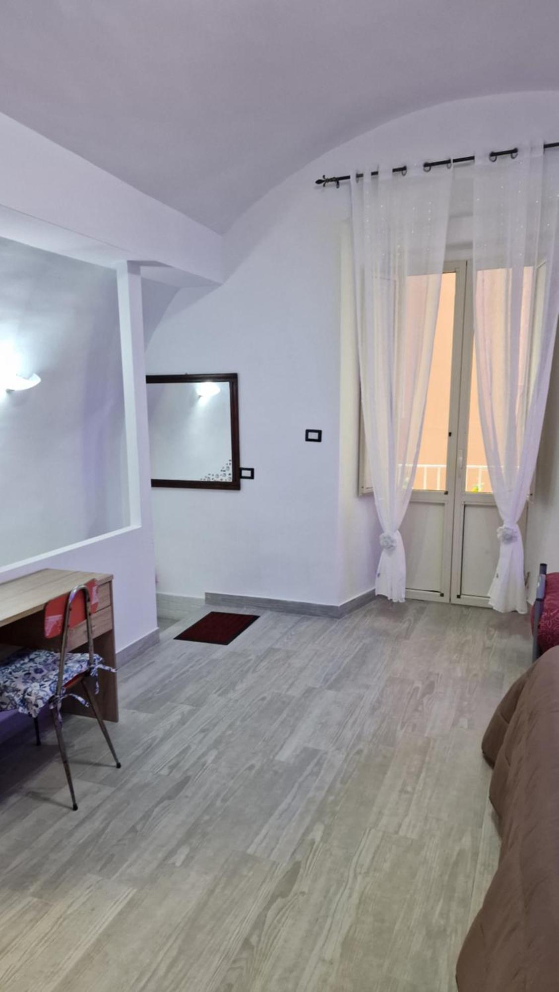 Appartamento Intero Casa Vacanze Espo Napoli Exterior foto