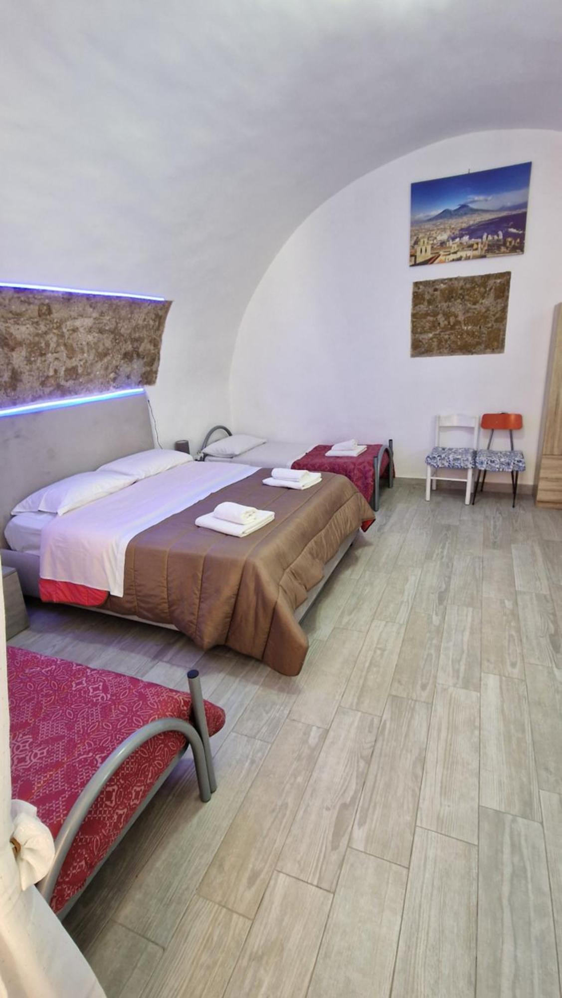 Appartamento Intero Casa Vacanze Espo Napoli Exterior foto